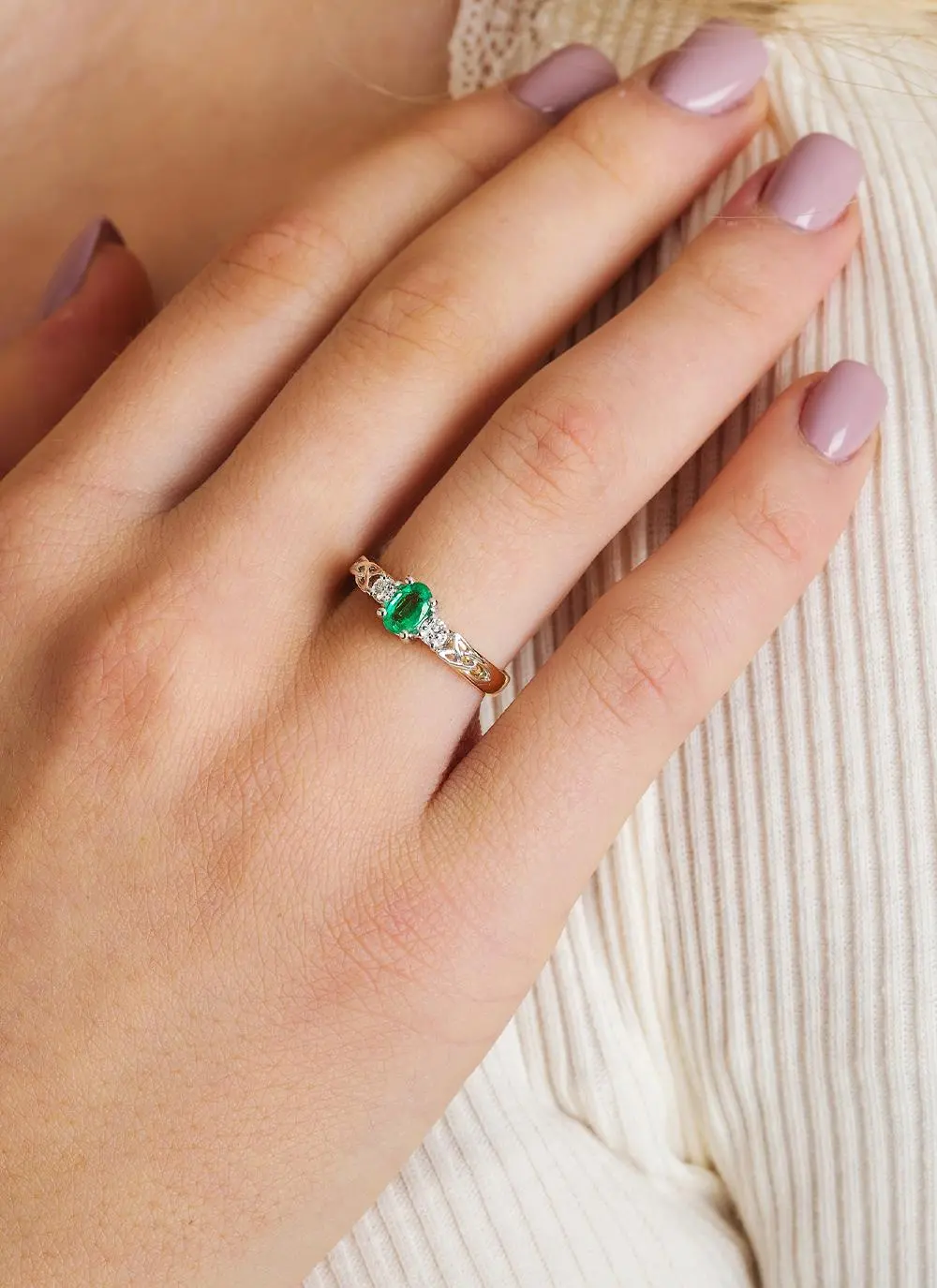 14ct Yellow & White Gold Oval Emerald & Diamond Trinity Ring - Image 4