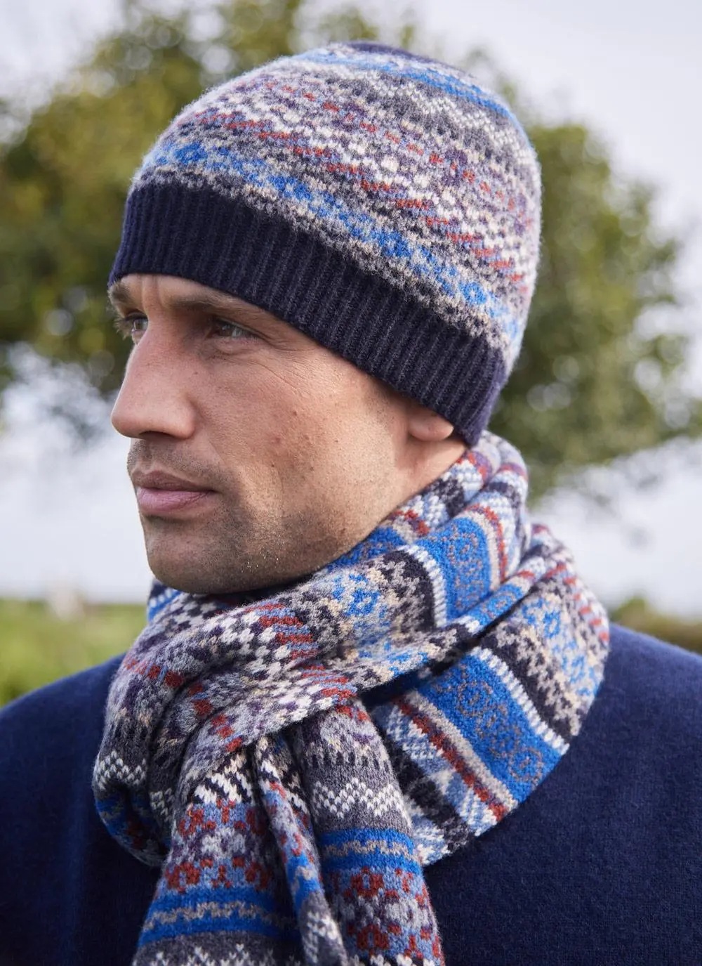 Fair Isle Lochinver Hat, Scarf & Gloves Set - Image 2