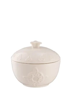 Belleek Trinity Knot Covered Sugar Bowl