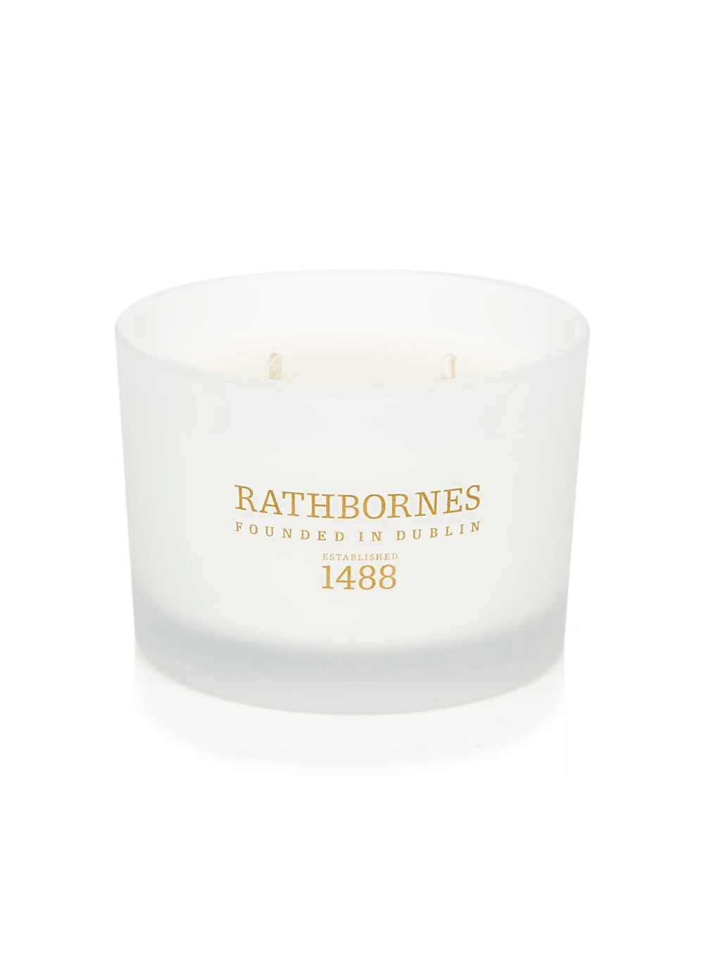 White Pepper, Honeysuckle & Vetivert Classic Candle - Image 2