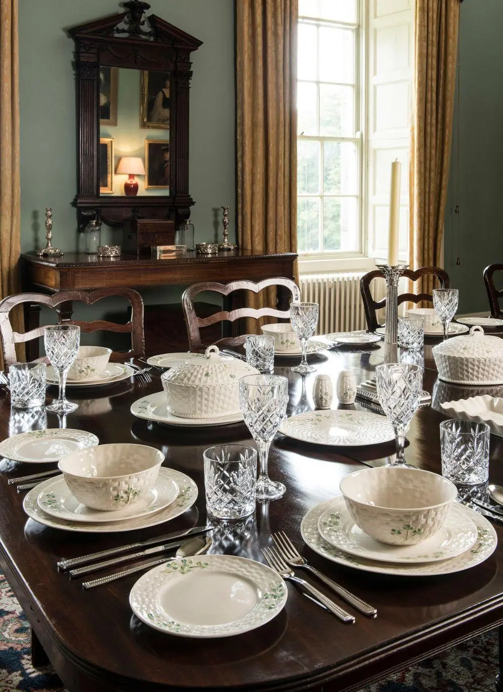 Belleek Shamrock Dinner Plate - Image 3