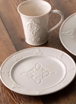 Belleek Trinity Knot Plates
