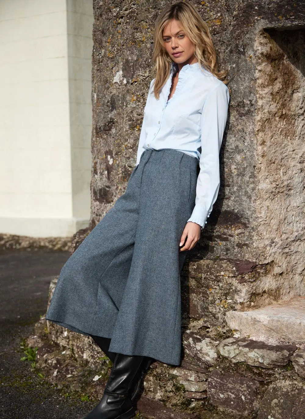 Herringbone Tweed Culottes In Blue - Image 7