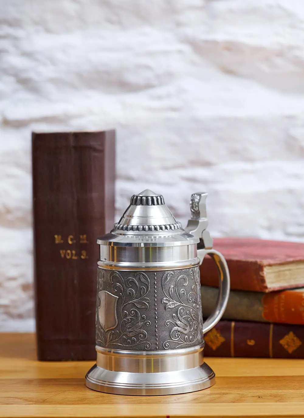 Lidded Leaf Tankard