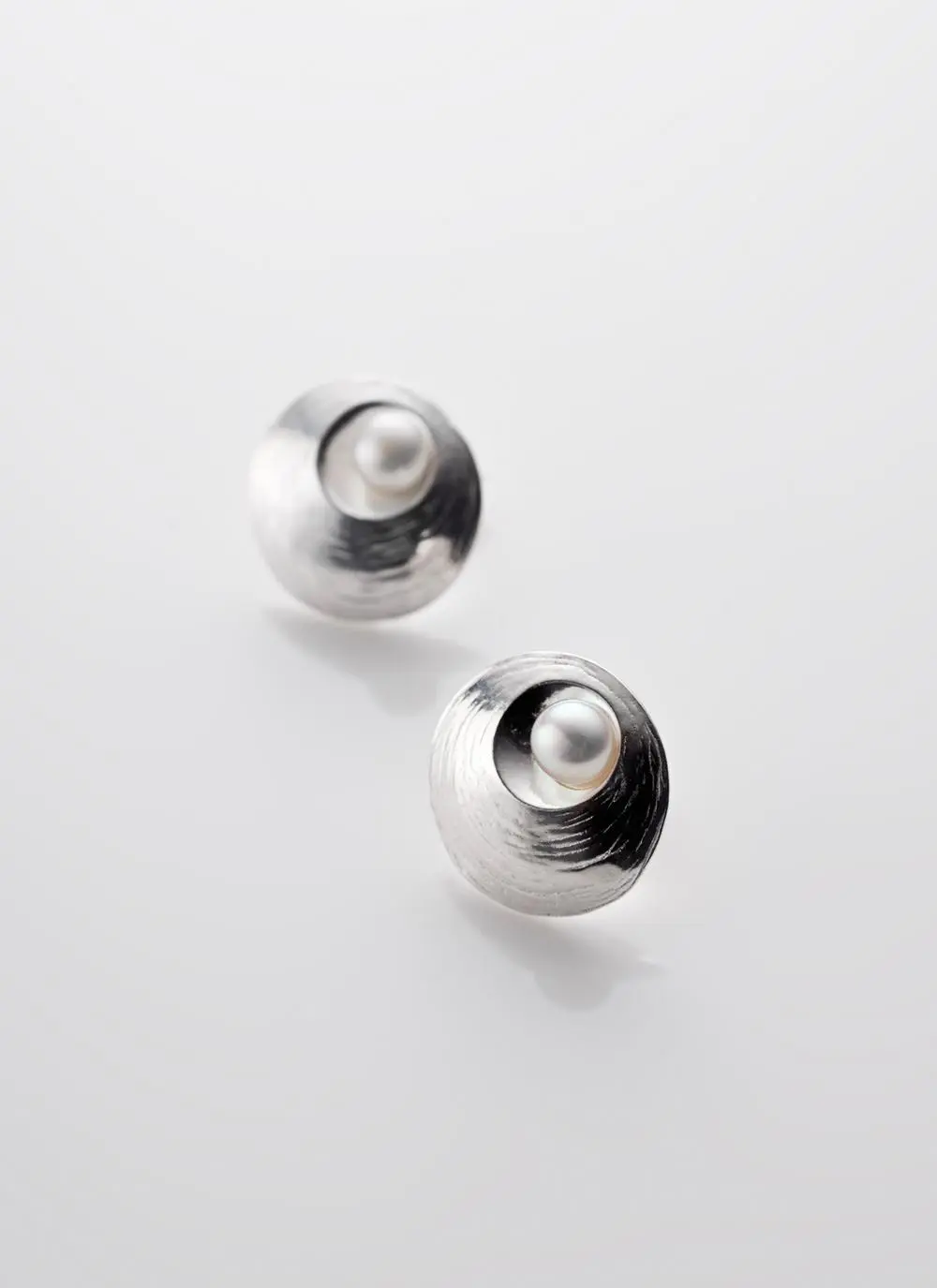 Sterling Silver Oyster Pearl Stud Earrings
